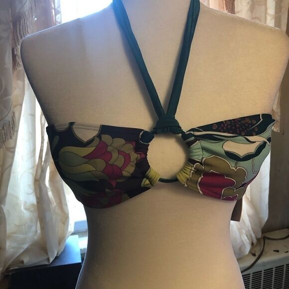 𝅺BIKINI top - Picture 1 of 6